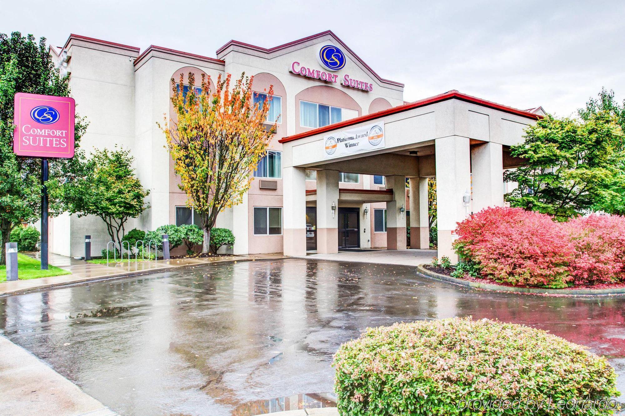 Comfort Suites Springfield-Eugene Exterior photo